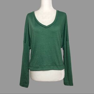 🤎 XS 🤎 NWT Anthro Top V-Neck Low Cut Long Sleeves Cropped Textured​